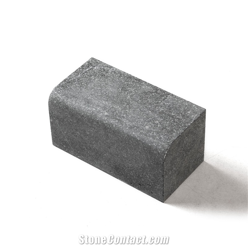 Granite Hue Black Curb